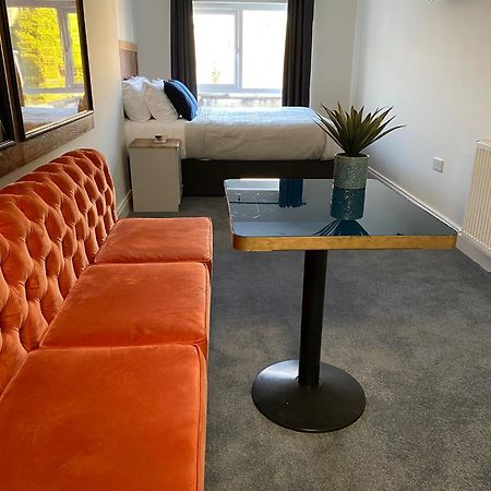 מיינות' 53 Luxury Accommodation מראה חיצוני תמונה